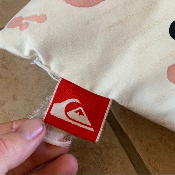 Quicksilver Skull Floral Pillow - Picture 7 of 7